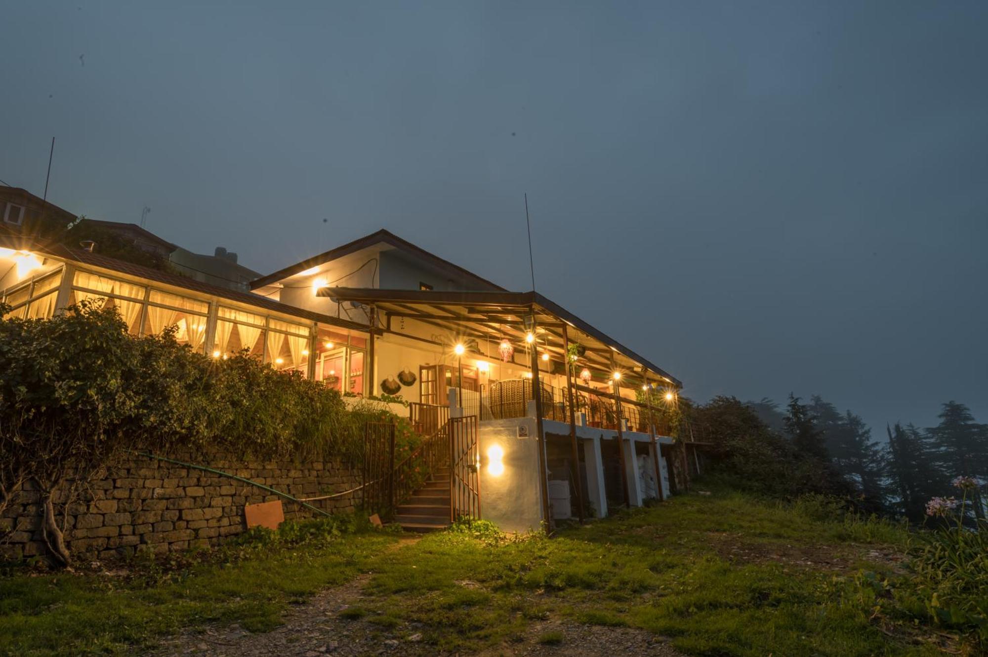 Cedar Hill Lodge - A Boutique Homestay Mashobra Zewnętrze zdjęcie