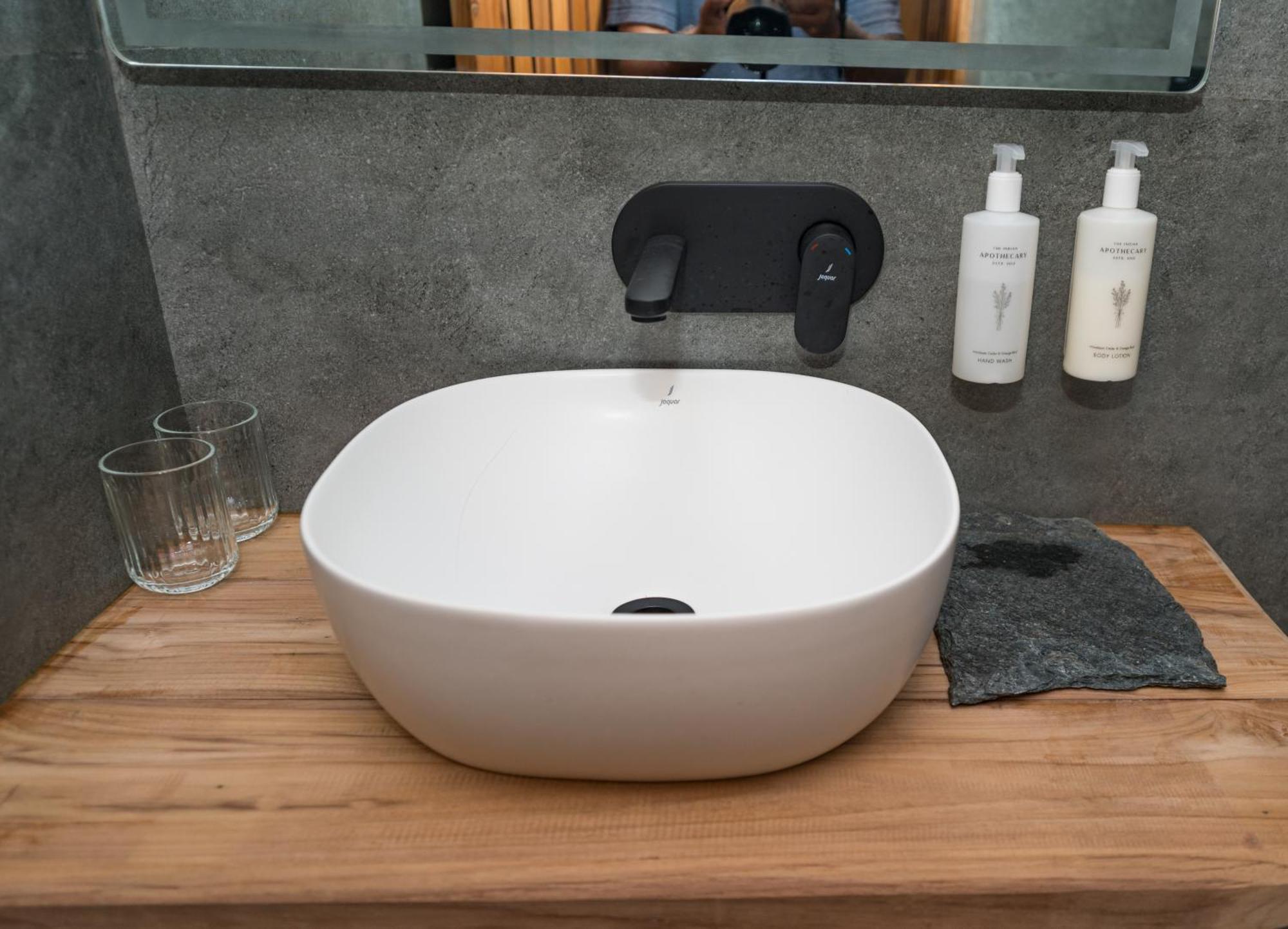 Cedar Hill Lodge - A Boutique Homestay Mashobra Zewnętrze zdjęcie